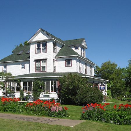 Harbourview Inn Smiths Cove Exterior photo