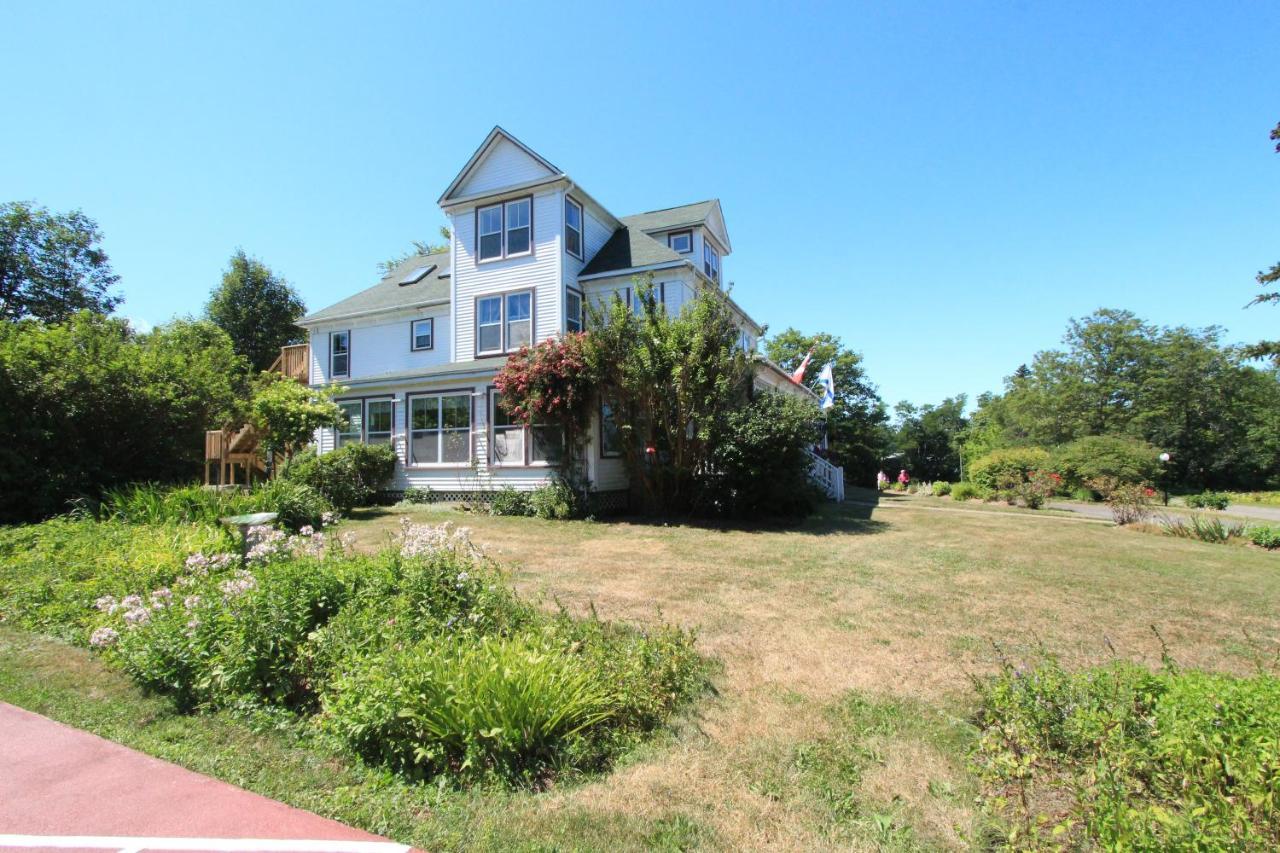 Harbourview Inn Smiths Cove Exterior photo