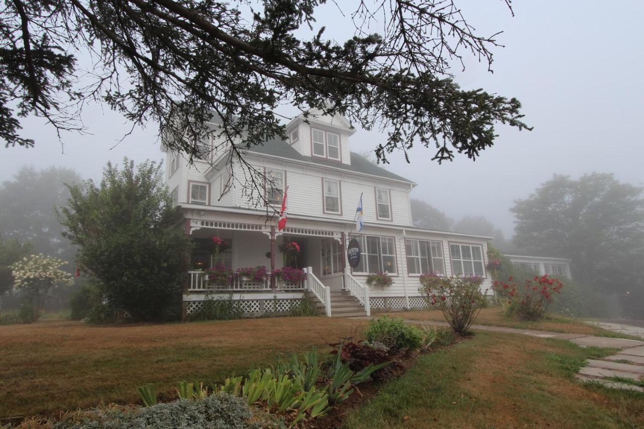 Harbourview Inn Smiths Cove Exterior photo